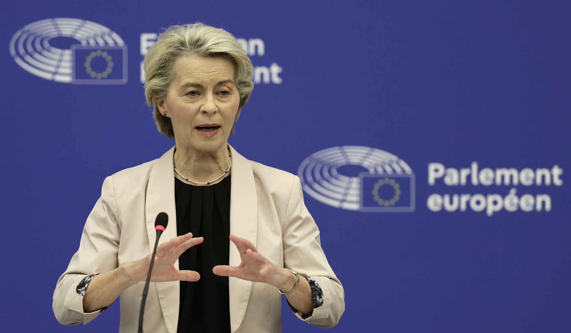 Το νέο δόγμα της Ursula von der Leyen για τη διαχείριση της ακροδεξιάς