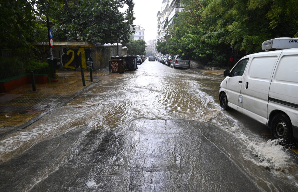 Αττική: Καμπανάκι για ενδεχόμενες πλημμύρες