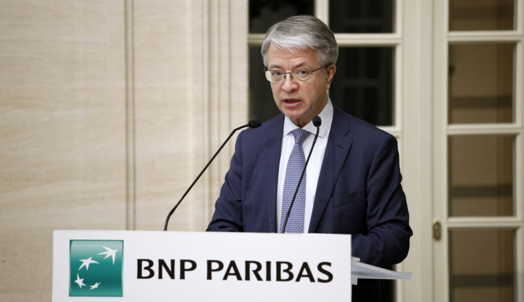 O CEO της BNP Paribas Jean-Laurent Bonnafe © EPA/YOAN VALAT