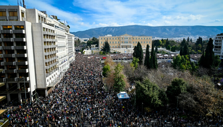 Συγκέντρωση για τα Τέμπη © ΜΙΧΑΛΗΣ ΠΑΠΑΝΙΚΟΛΑΟΥ/EUROKINISSI