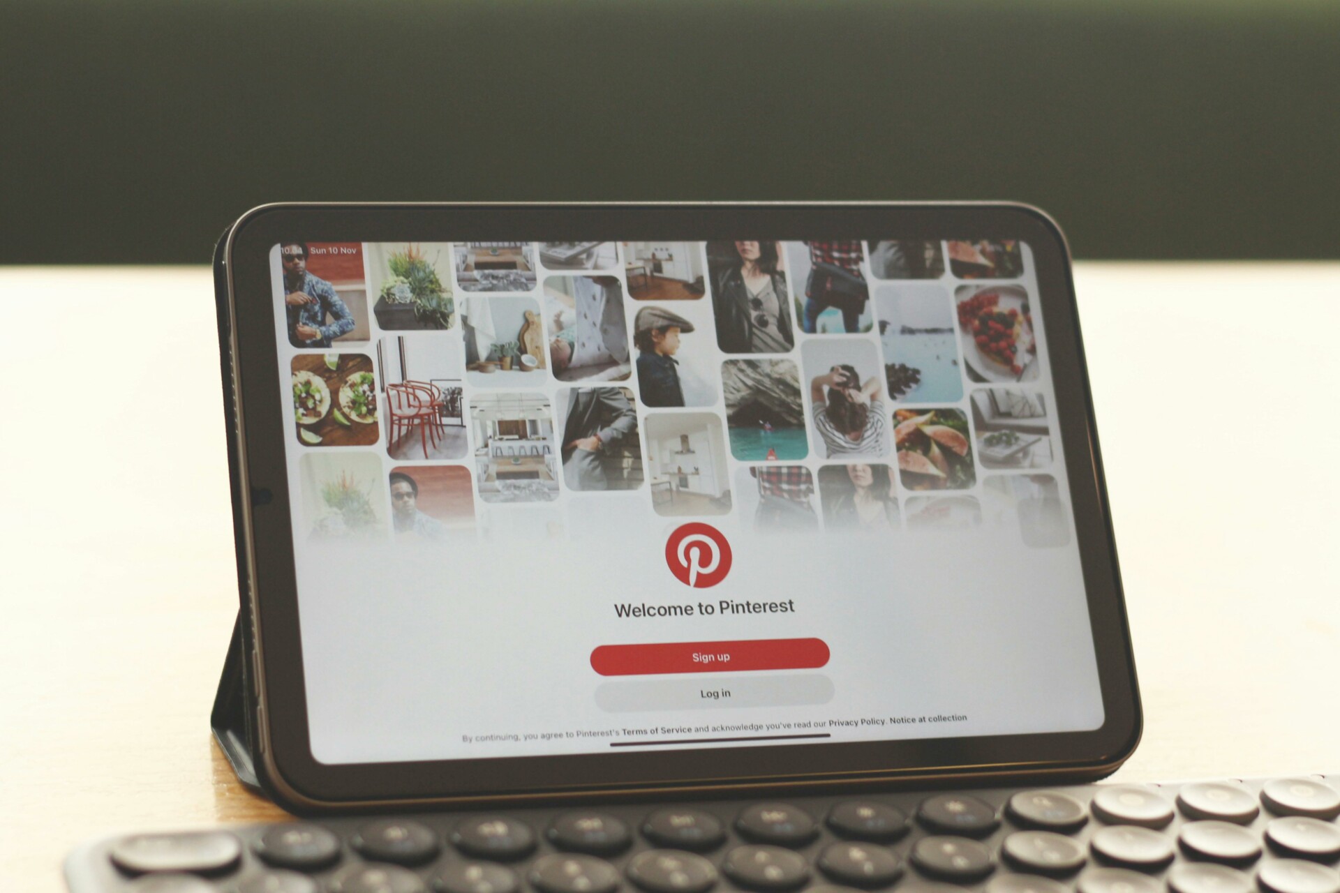 Pinterest: Ισχυρά κέρδη και αύξηση χρηστών εκτοξεύουν τη μετοχή