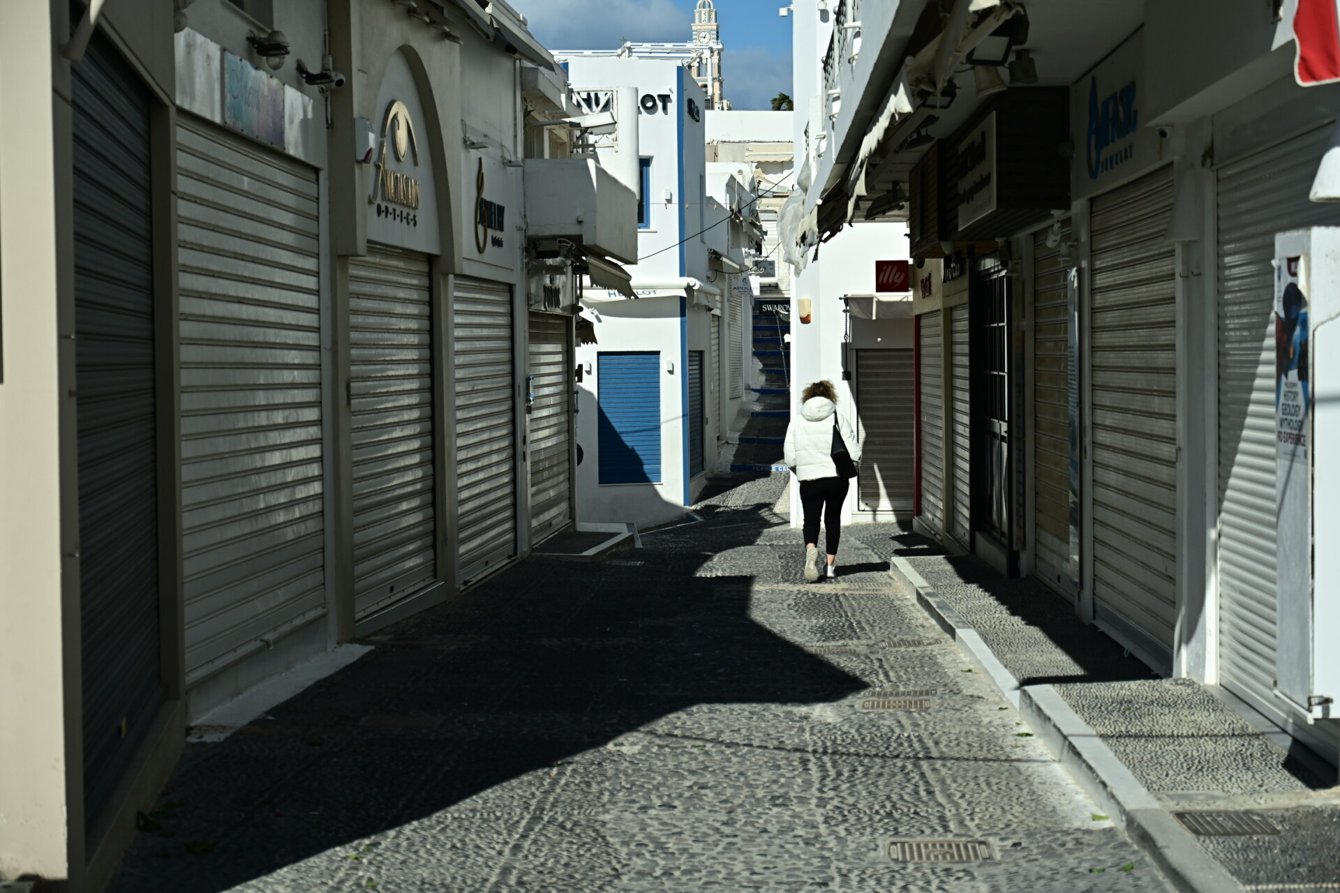 Κλειστά σχολεία σε Σαντορίνη, Ίο, Ανάφη, Αμοργό έως την Παρασκευή