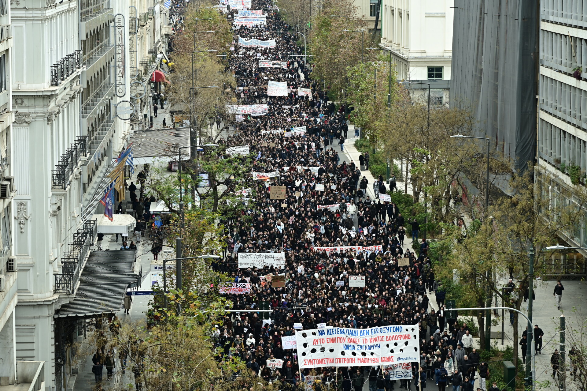 ΑΘΗΤΙΚΟ - ΦΟΙΤΗΤΙΚΟ ΣΥΛΛΑΛΗΤΗΡΙΟ ΣΤΗΝ ΘΕΣΣΑΛΟΝΙΚΗ ΓΙΑ ΤΟ ΣΙΔΗΡΟΔΡΟΜΙΚΟ ΔΥΣΤΥΧΗΜΑ ΤΩΝ ΤΕΜΠΩΝ (ΡΑΦΑΗΛ ΓΕΩΡΓΙΑΔΗΣ/EUROKINISSI)