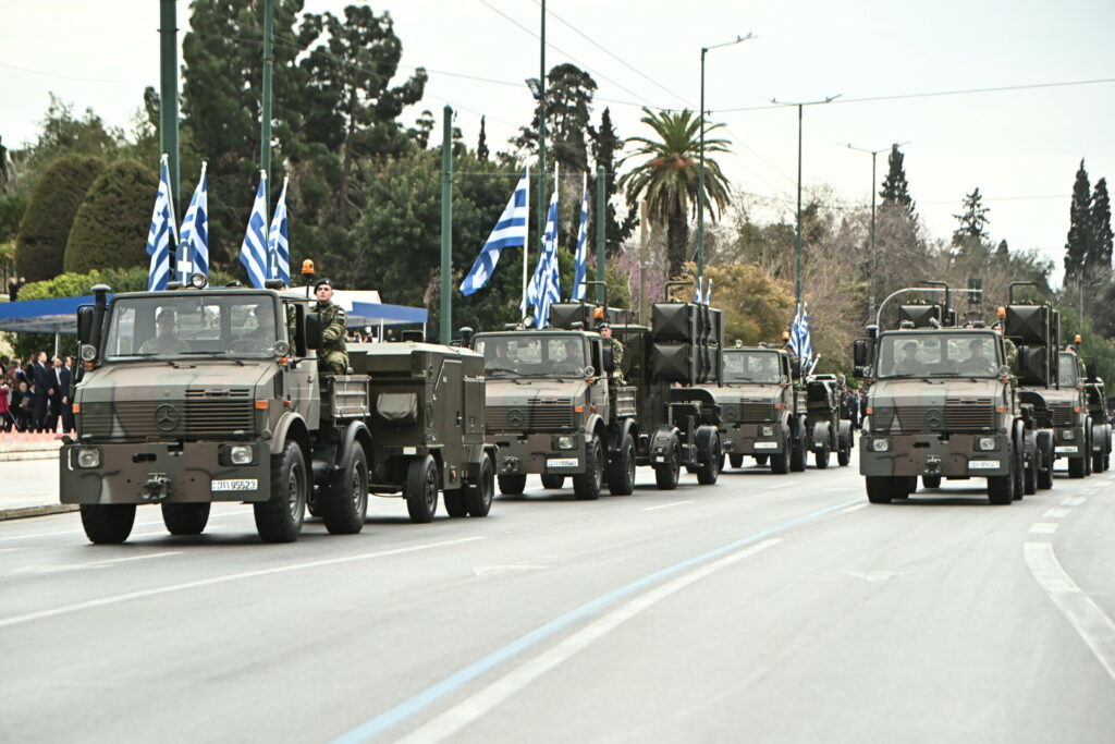 ΣΤΡΑΤΙΩΤΙΚΗ ΠΑΡΕΛΑΣΗ ΑΘΗΝΑ