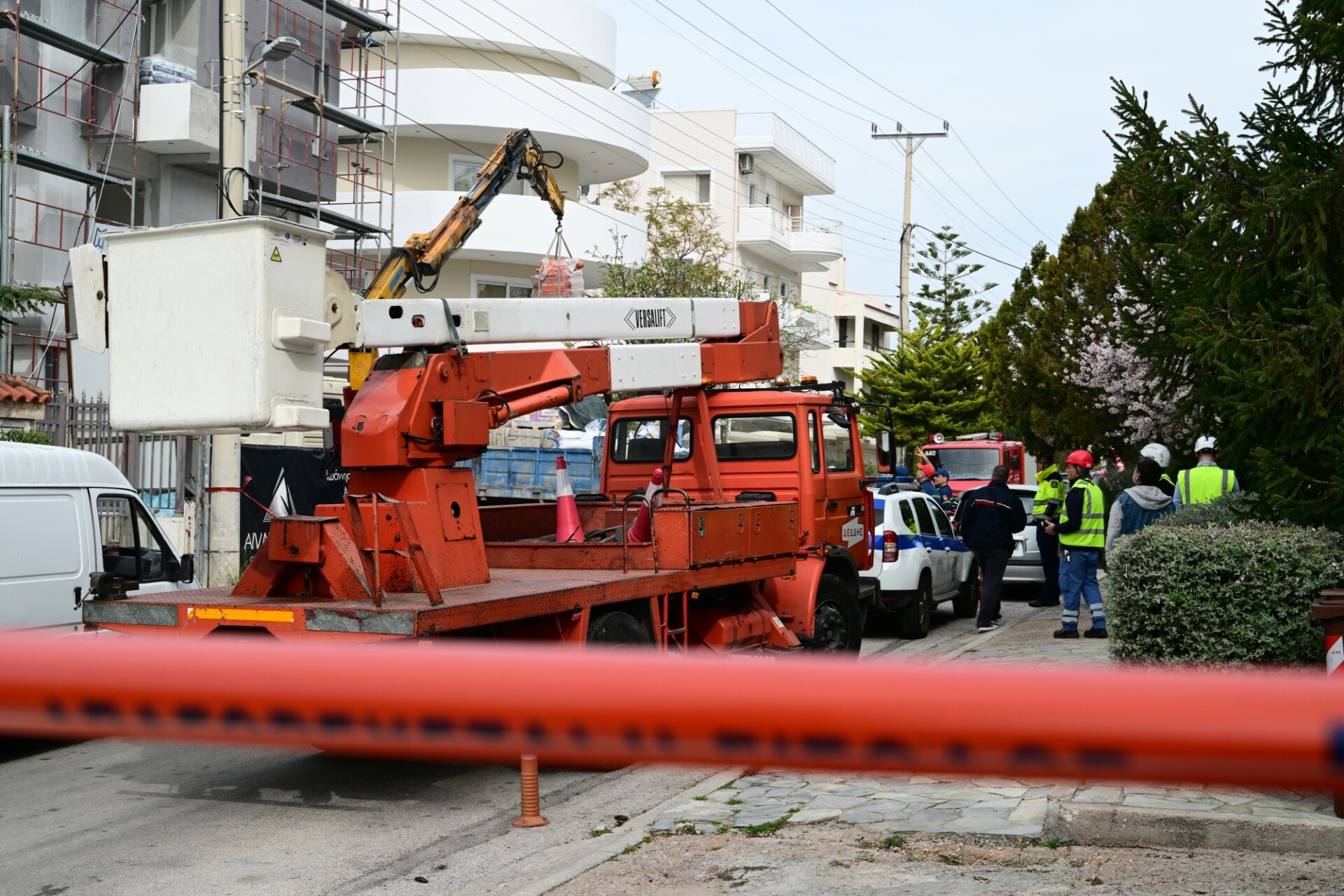 Ένας νεκρός στη Βούλα σε εργατικό ατύχημα με γερανοφόρο